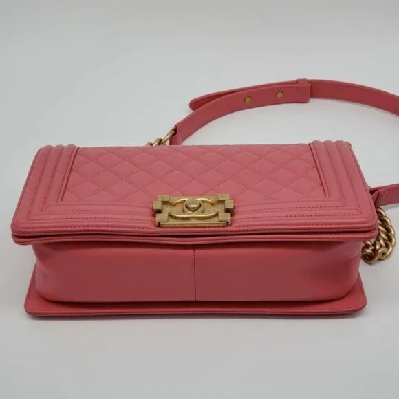 CHANEL Boy Leather Shoulder Bag 2700-080524 - Picture 9 of 16